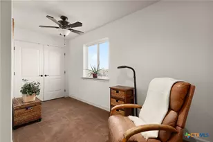 227 Ski Plex Dr, Seguin, TX 78155 - Photo 30