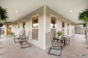 227 Ski Plex Dr, Seguin, TX 78155 - Photo 8