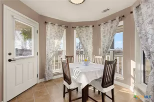 227 Ski Plex Dr, Seguin, TX 78155 - Photo 10