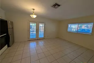 164 S Union Ave, New Braunfels, TX 78130 - Photo 8