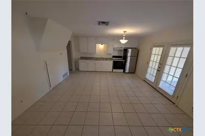 164 S Union Avenue #102, New Braunfels, TX 78130 - Photo 6