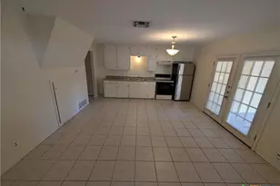164 S Union Ave, New Braunfels, TX 78130 - Photo 6