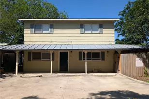 164 S Union Ave, New Braunfels, TX 78130 - Photo 2