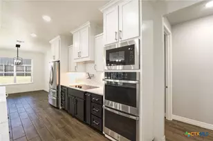 4048 Turning Leaf Dr, Nolanville, TX 76559 - Photo 18