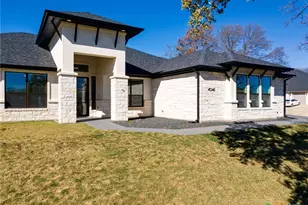 4048 Turning Leaf Dr, Nolanville, TX 76559 - Photo 1