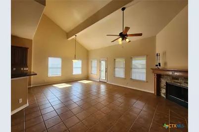 803 Lodge Creek, New Braunfels, TX 78132 - Photo 4