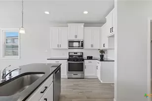 172 Brady Creek Wy, Georgetown, TX 78628 - Photo 8