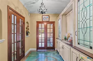 130 Post Oak Cir, Inez, TX 77968 - Photo 12