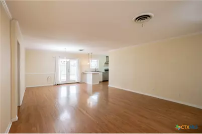 101 Avalon Drive, Victoria, TX 77901 - Photo 6