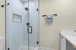 300 Ridge Crest Dr, Seguin, TX 78155 - Photo 18