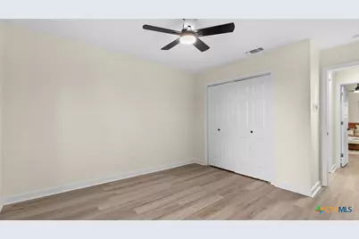 300 Ridge Crest Drive, Seguin, TX 78155 - Photo 14