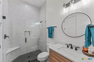 670 Magazine Ave, New Braunfels, TX 78130 - Photo 14