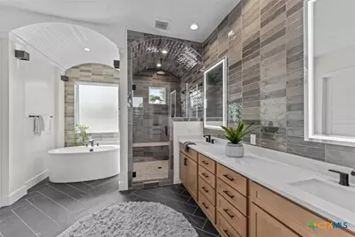 670 Magazine Avenue, New Braunfels, TX 78130 - Photo 22