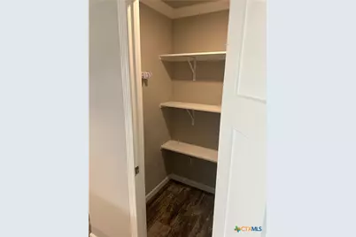 908 Henry Street, Cuero, TX 77954 - Photo 6