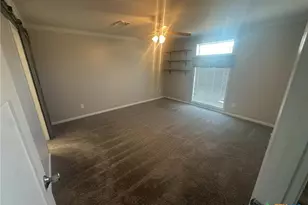 908 Henry St, Cuero, TX 77954 - Photo 12