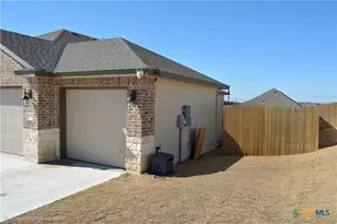 109 Ayla Marie Dr, Copperas Cove, TX 76522 - Photo 2