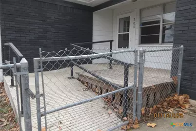 504 S 13th Street, Copperas Cove, TX 76522 - Photo 2