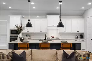 1920 Bighorn Trl, New Braunfels, TX 78132 - Photo 10