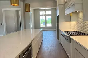 611 Parkview Pl, Canyon Lake, TX 78133 - Photo 8