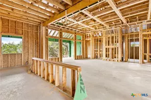 611 Parkview Pl, Canyon Lake, TX 78133 - Photo 4