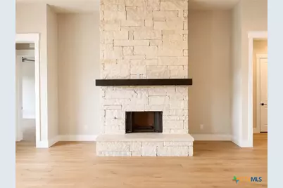 611 Parkview Place, Canyon Lake, TX 78133 - Photo 8