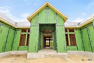 611 Parkview Pl, Canyon Lake, TX 78133 - Photo 2