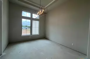 611 Parkview Pl, Canyon Lake, TX 78133 - Photo 6