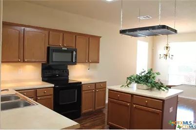 378 Tanager Drive, New Braunfels, TX 78130 - Photo 2