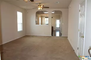 378 Tanager Dr, New Braunfels, TX 78130 - Photo 4