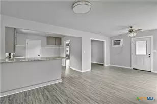 1009 Fulton St, Edna, TX 77957 - Photo 10