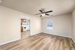 1601 Miller St, Belton, TX 76513 - Photo 8