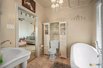 1067 N Cr 307, Port Lavaca, TX 77979 - Photo 28