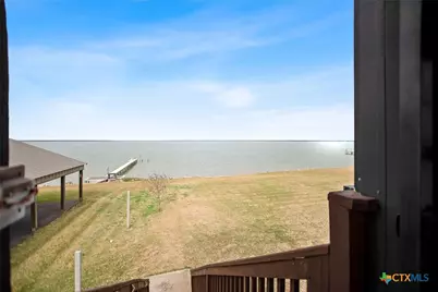 1067 N Cr 307, Port Lavaca, TX 77979 - Photo 18