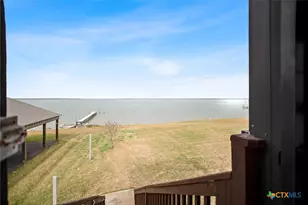 1067 N Cr 307, Port Lavaca, TX 77979 - Photo 18