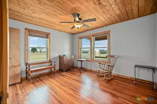 1067 N Cr 307, Port Lavaca, TX 77979 - Photo 32