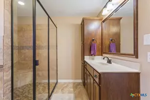 2020 Briar Hollow Dr, Temple, TX 76502 - Photo 14