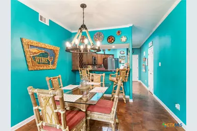 401 W Lincoln Street #A208, New Braunfels, TX 78130 - Photo 4