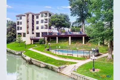 401 W Lincoln Street #A208, New Braunfels, TX 78130 - Photo 2