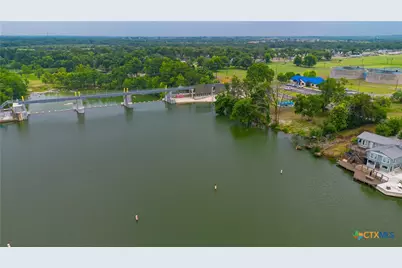 829 Lakeside Pass, New Braunfels, TX 78130 - Photo 8