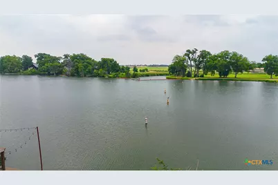 829 Lakeside Pass, New Braunfels, TX 78130 - Photo 18