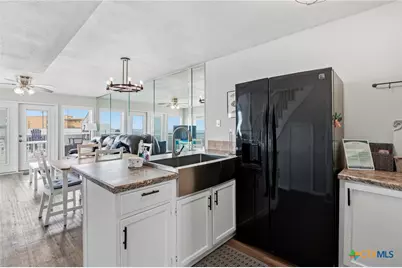 520 S 15th Street, Port O'Connor, TX 77982 - Photo 10