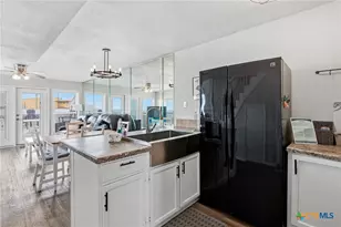 520 S 15th St, Port O'Connor, TX 77982 - Photo 10