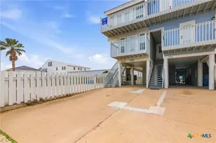 520 S 15th St, Port O'Connor, TX 77982 - Photo 4