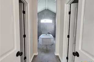 819 Eagle Cross Cv, Salado, TX 76571 - Photo 16