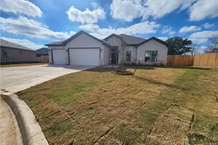 819 Eagle Cross Cv, Salado, TX 76571 - Photo 2