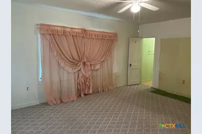 1118 W Main Street, Gatesville, TX 76528 - Photo 14
