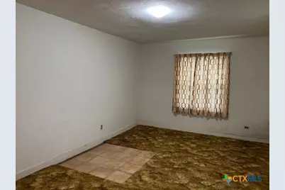 1118 W Main Street, Gatesville, TX 76528 - Photo 8
