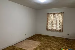 1118 W Main St, Gatesville, TX 76528 - Photo 8
