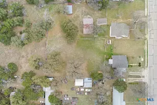 1118 W Main St, Gatesville, TX 76528 - Photo 12