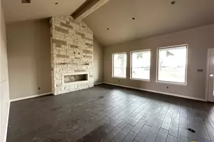 1054 Alice Cir, Temple, TX 76502 - Photo 4